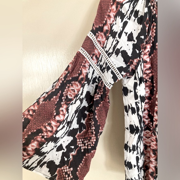 Boutique Lined Animal Print Boho Shirt size S - Picture 3 of 4